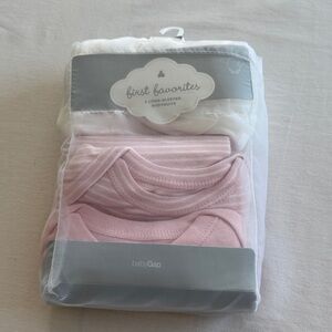 New In Pack GAP 3 Baby Long-Sleeved Bodysuits - Pink and White